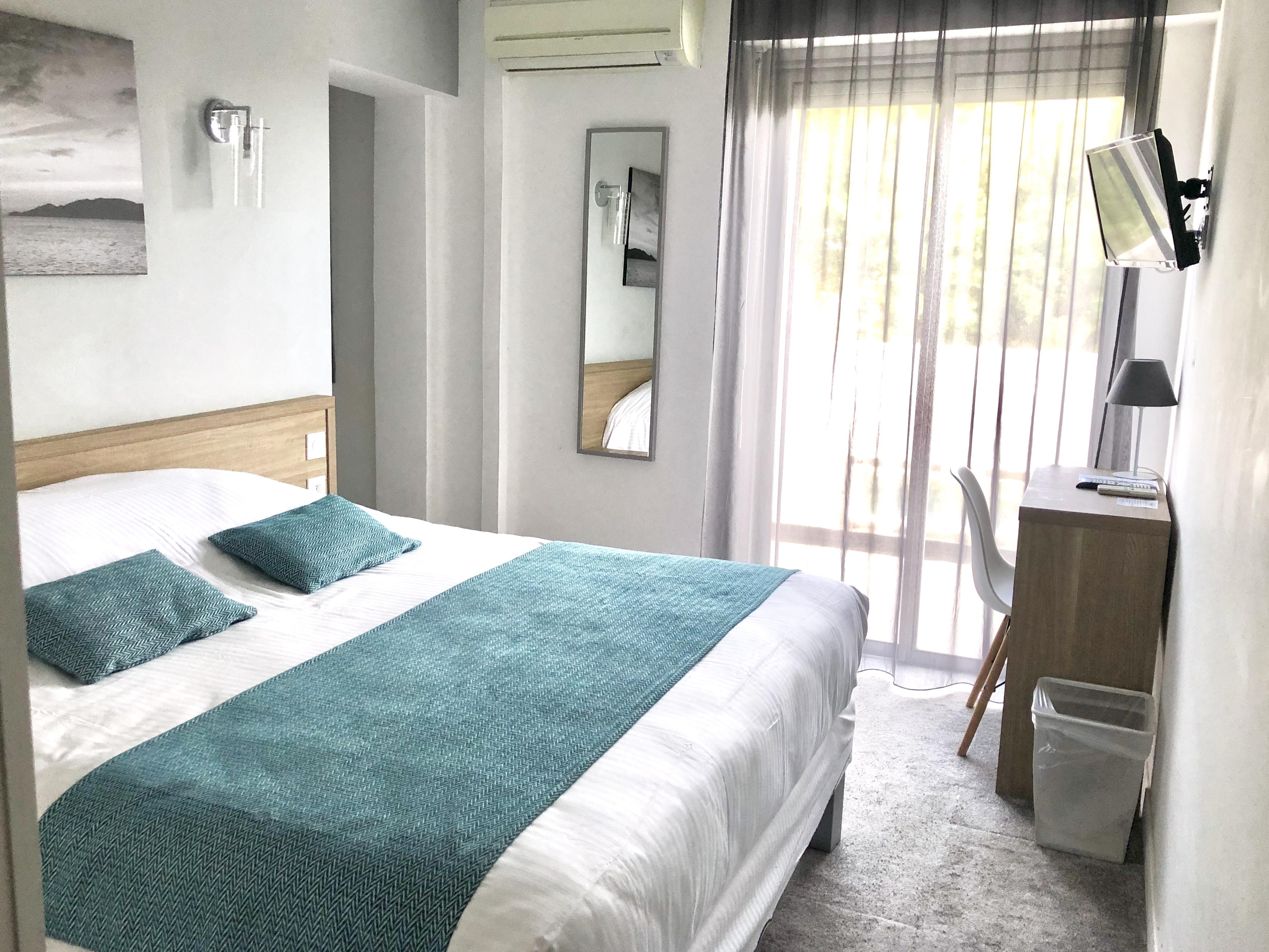 Hotel La Voile Bormes-les-Mimosas Bagian luar foto