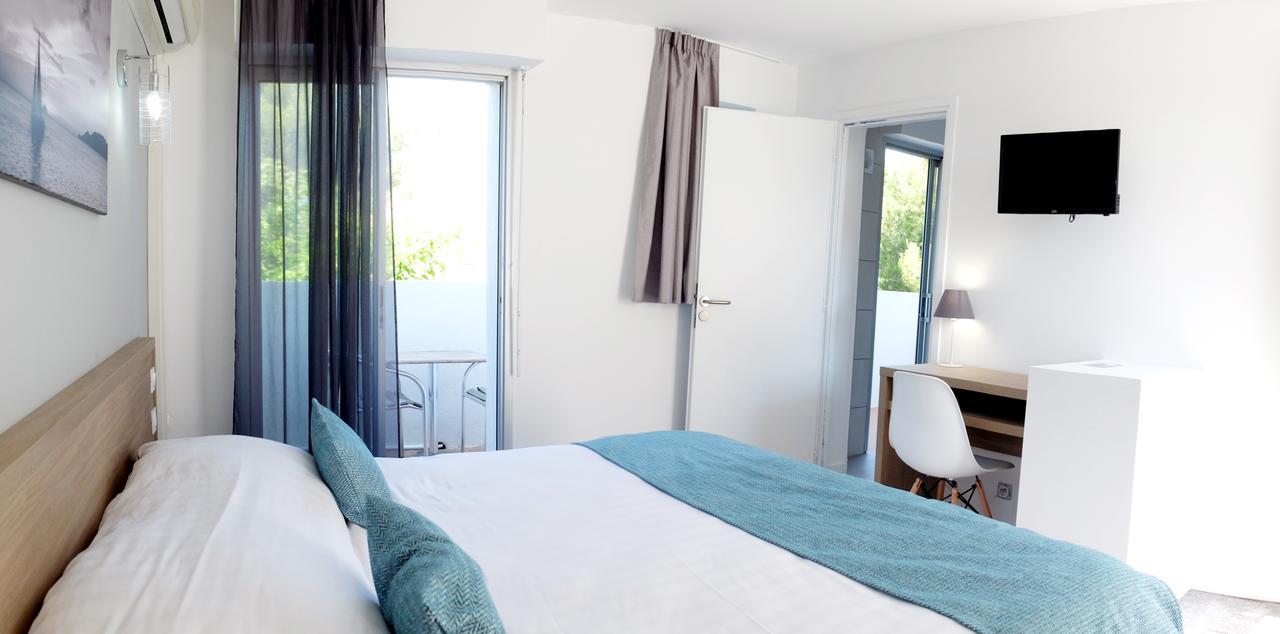 Hotel La Voile Bormes-les-Mimosas Bagian luar foto
