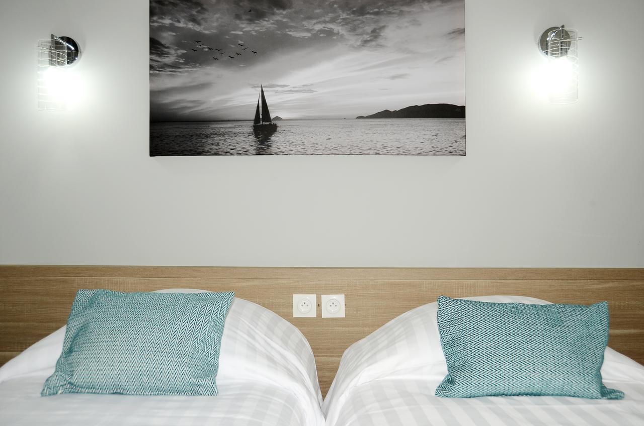 Hotel La Voile Bormes-les-Mimosas Bagian luar foto